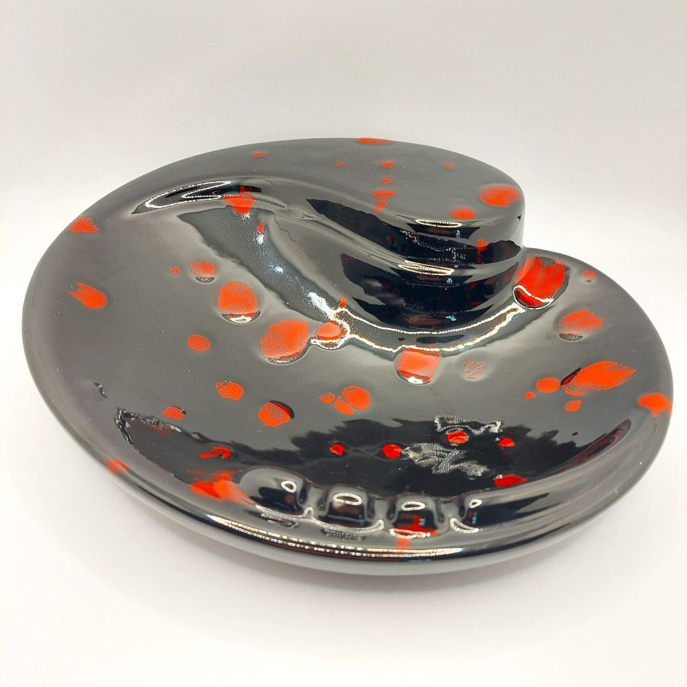 Vintage Beautiful Samdia Signed Art Deco MMC Pottery XL Ashtray Black & Red Spot